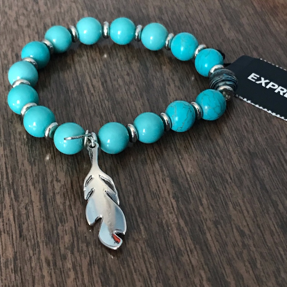 NWT Express Beaded Bracelet Set - Picture 4 of 8